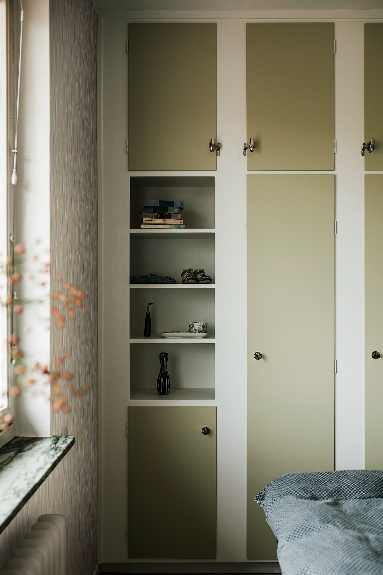 Ängby, beige tapet