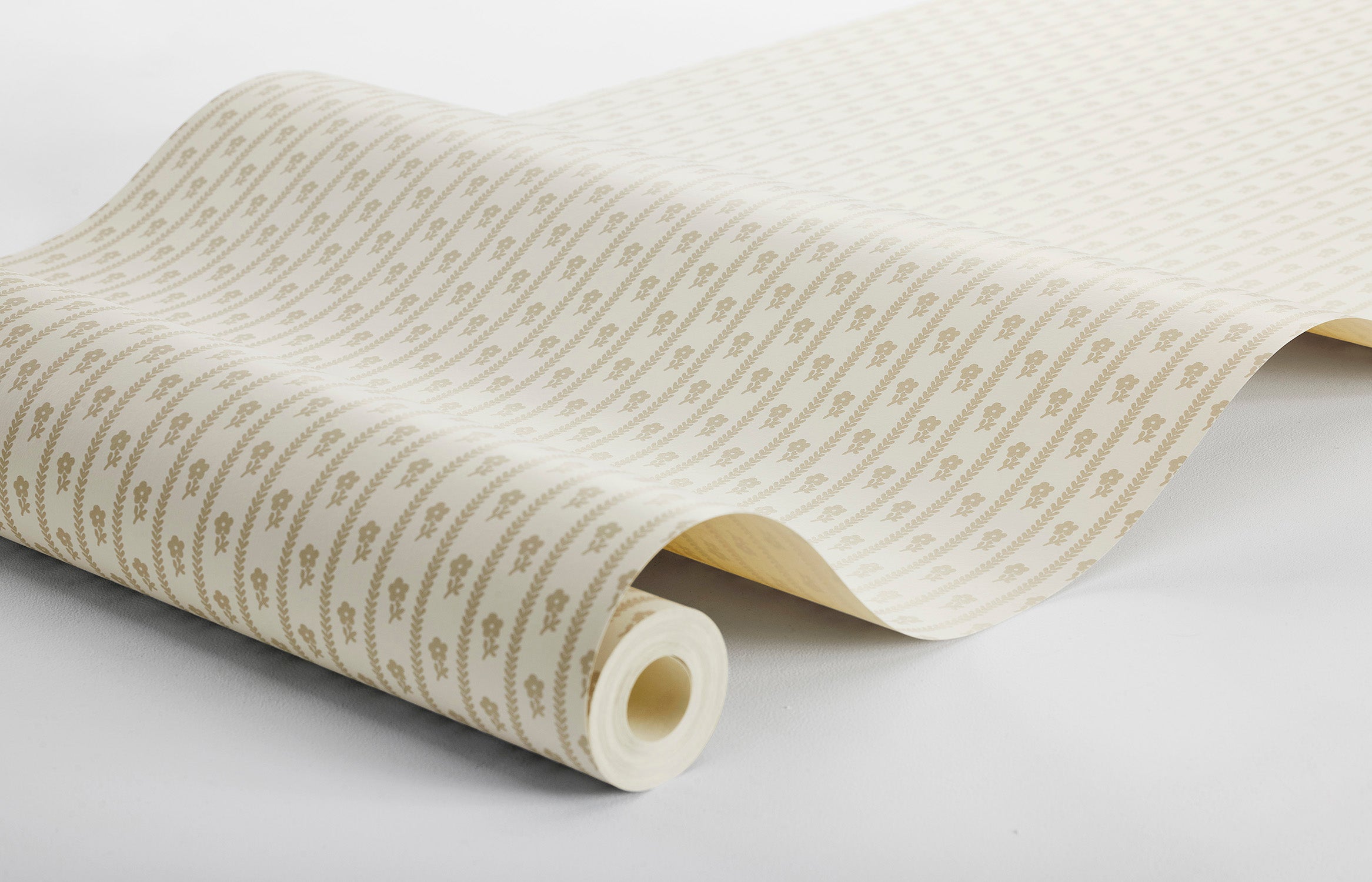 Lilla Lyckan, Beige